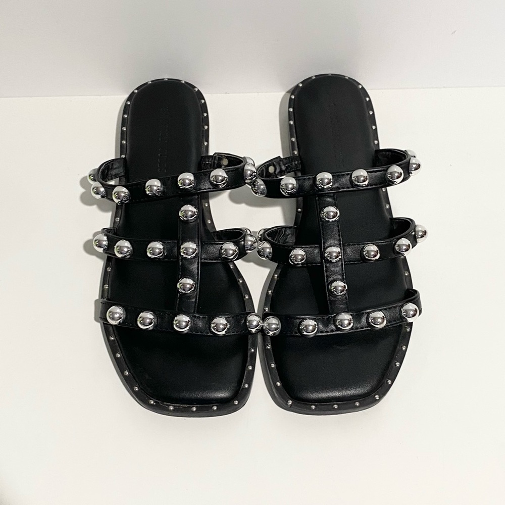 Sincerely Jules Black & Silver‎ Slide Sandals “Ventura” size 7.5 Studded
